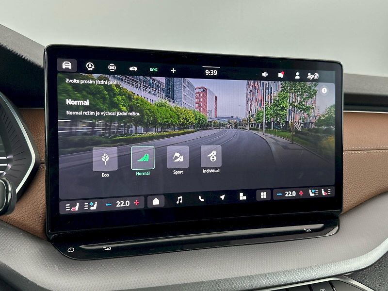 Škoda Octavia (2025) 1.5TSI 110kW Exclusive Selecti - fotka 13 z 37