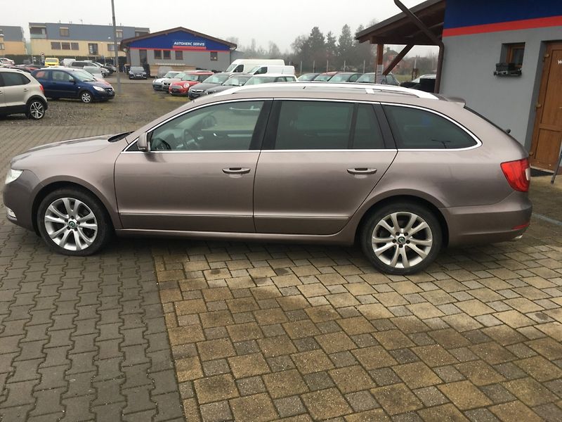 Škoda Superb (2011) II 2.0 TDi 4X4 125 kW - fotka 6 z 34