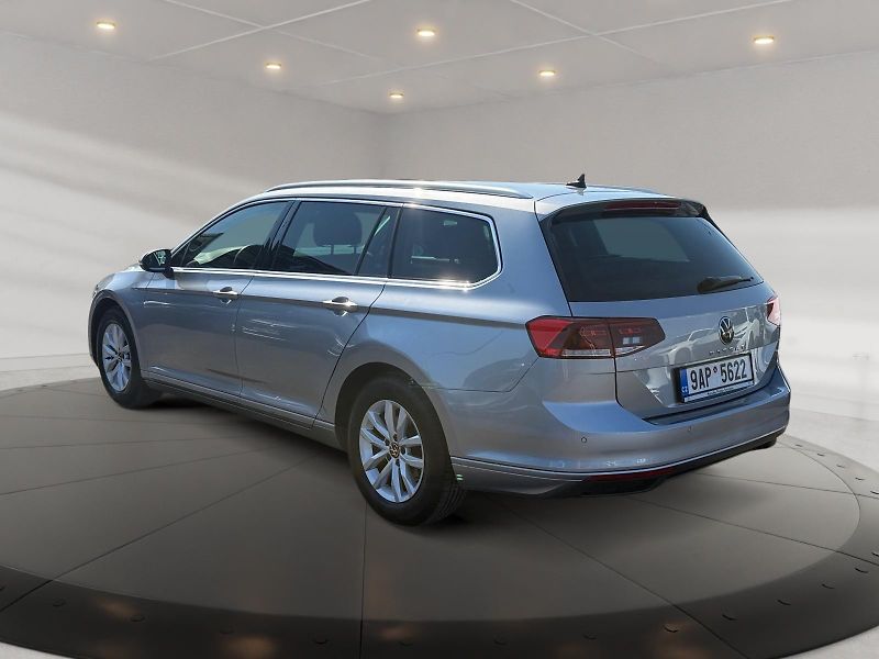 Volkswagen Passat (2023) BUSINESS 2.0TDI 110kW DSG CZ - fotka 4 z 11