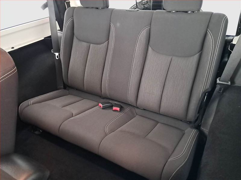 Jeep Wrangler (2016) Rubicon 2.8 CRD - fotka 19 z 19