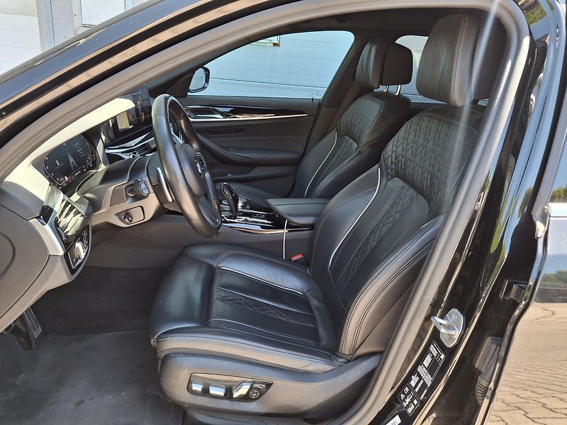 BMW Řada 5 540d xDrive Touring M-Sport - fotka 8 z 16