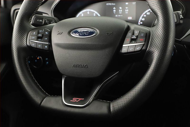 Ford Focus (2020) 2.3 EcoBoost ST - fotka 8 z 20