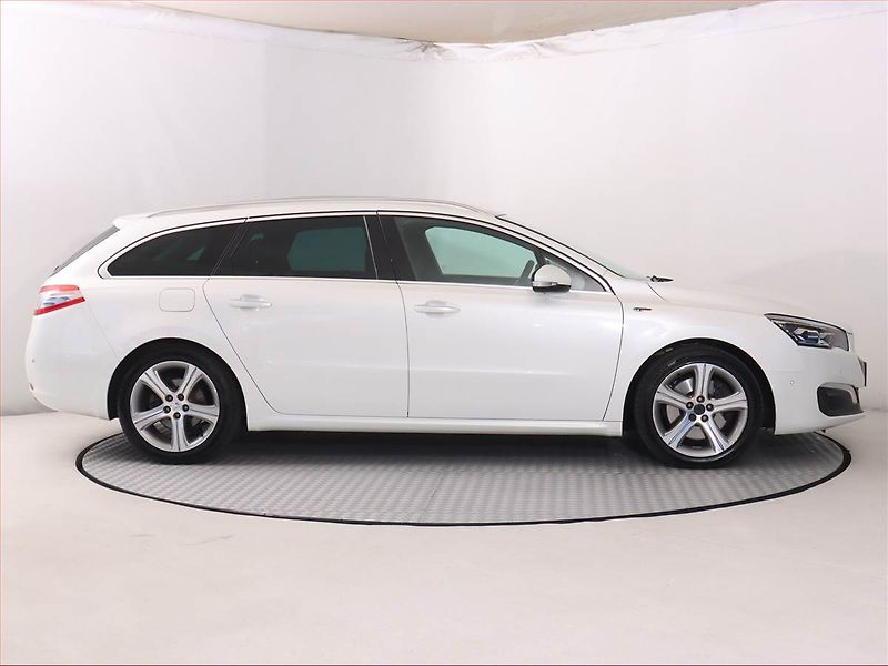 Peugeot 508 (2016) 2.0 BlueHDi, Automat, Navi - fotka 6 z 19