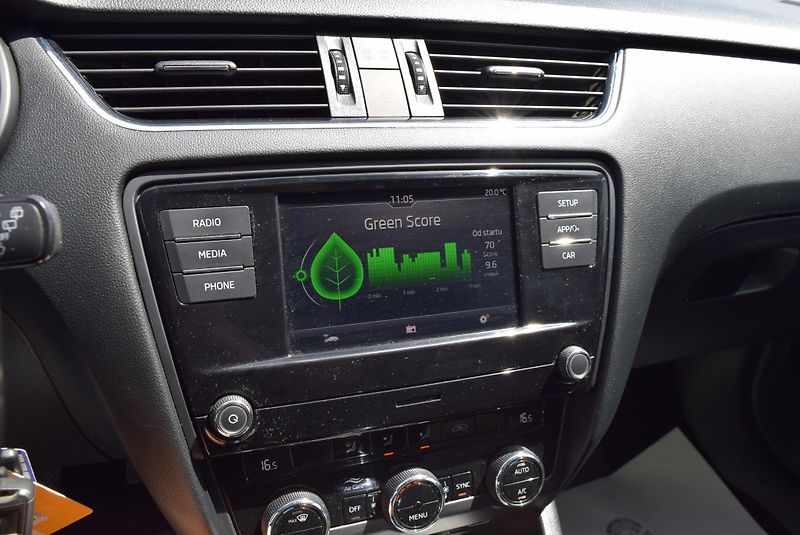 Škoda Octavia (2018) 1.6TDI 85kw DSG AMBITION APP  - fotka 25 z 42