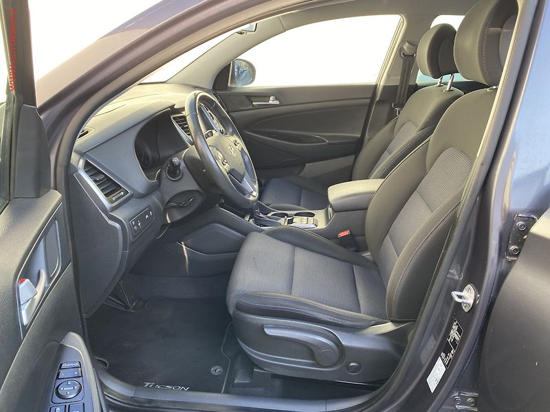 Hyundai Tucson (2016) 1.7 CRDi, AT, navi, kamera - fotka 9 z 18