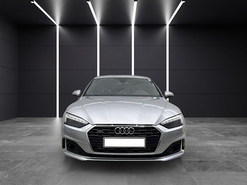 Audi A5 45TFSI quattro NezT Kam Matrix - fotka 2 z 19
