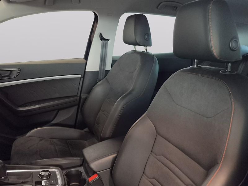 Seat Ateca 1.5 TSI DSG FR Kamera ACC LED - fotka 9 z 19