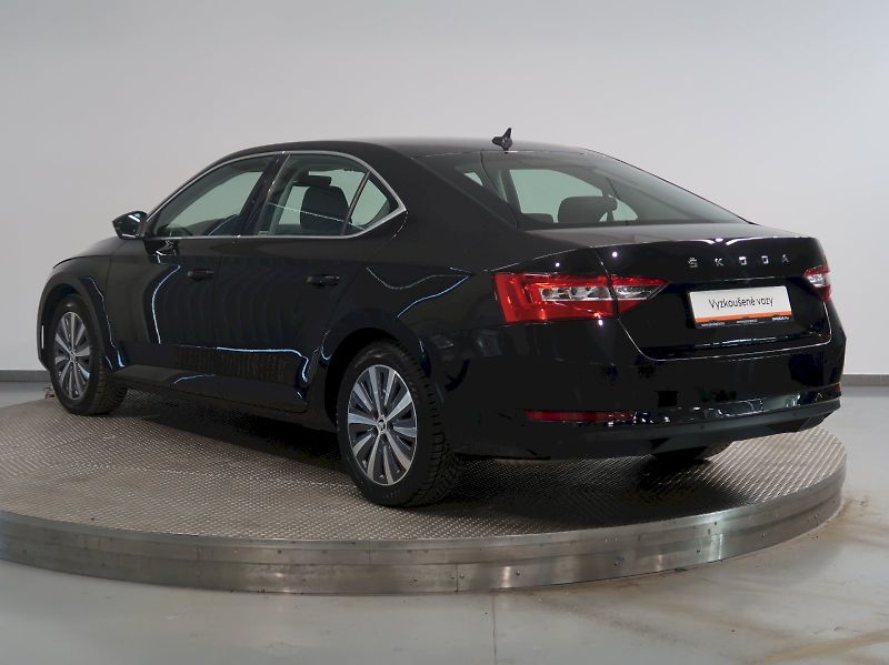 Škoda Superb (2021) STYLE 1.5TSI 110KW DSG - fotka 7 z 37