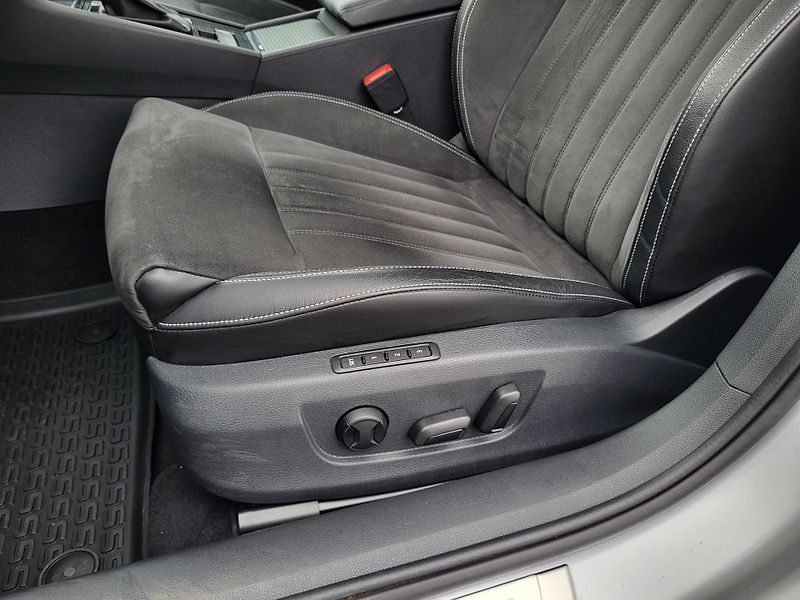 Škoda Superb III FL 2.0 TDi DSG STYLE+ *ČR - fotka 28 z 46