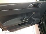 Volkswagen Polo 1.0 TSI KLIMA vyhř.sedáky - náhled 17