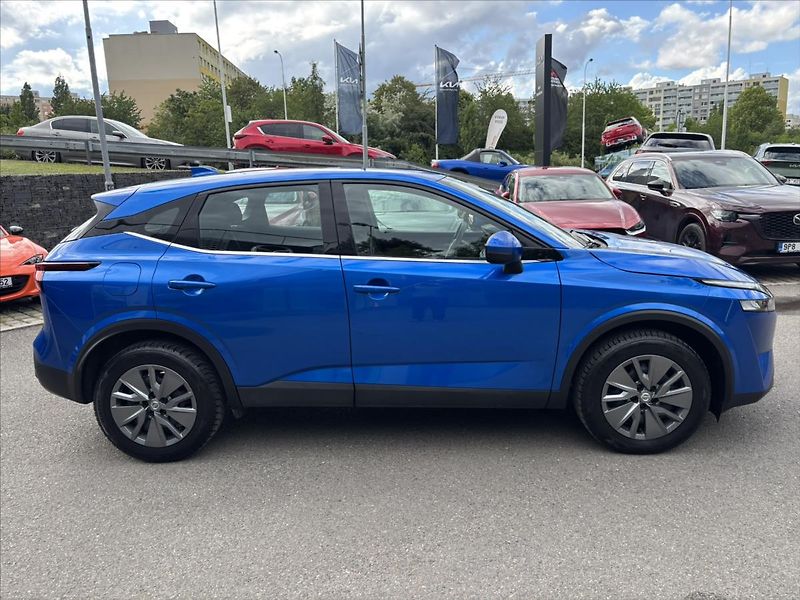 Nissan Qashqai 1,3 DIG-T Visia PLNÝ SERVIS - fotka 6 z 39