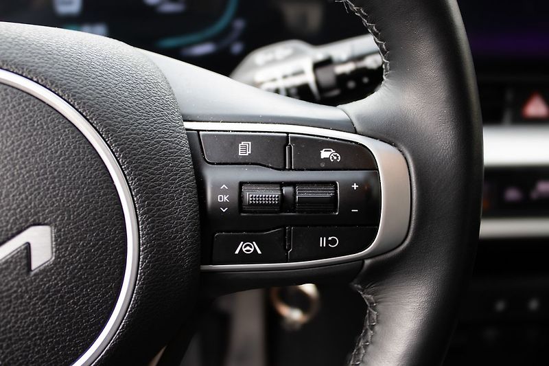 Kia Sportage 100% stav, servis - fotka 25 z 35