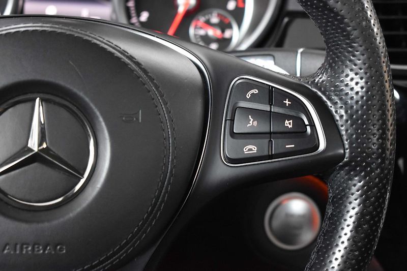 Mercedes-Benz GLS 500 4MATIC*AMG*AIR*TAŽNÉ*DPH* - fotka 26 z 65