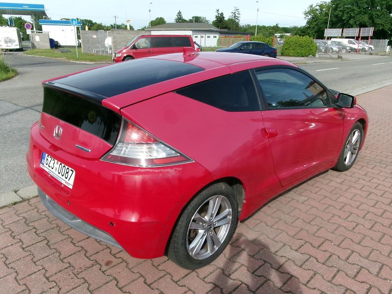 Honda CR-Z (2011) 1,5i VTEC HYBRID AC ALU - fotka 4 z 25