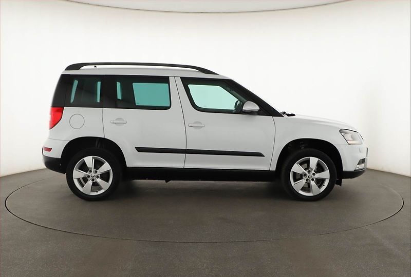 Škoda Yeti (2014) 2.0 TDI, 4X4, Tempomat - fotka 6 z 15