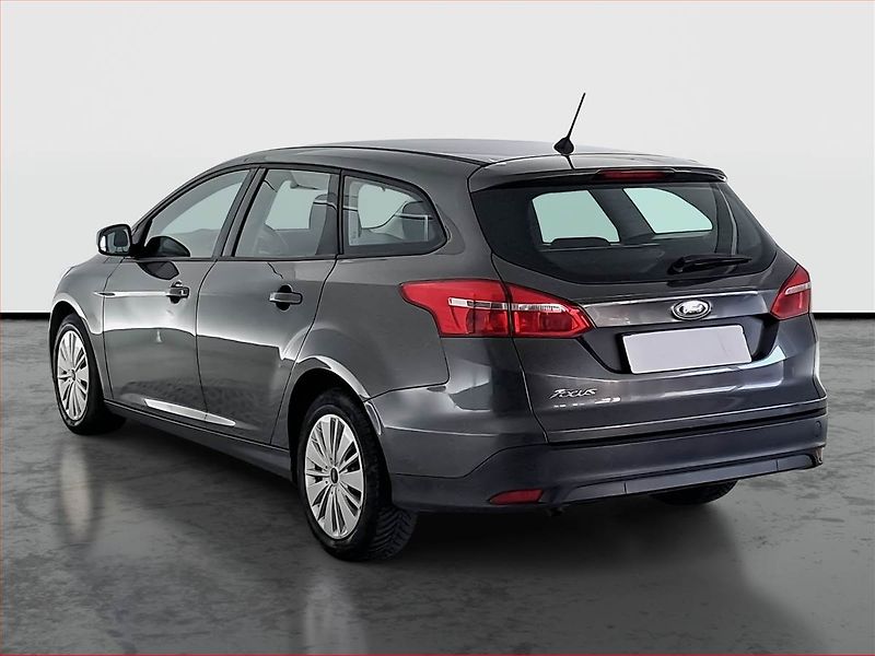 Ford Focus (2017) 1.6 i, Serv.kniha - fotka 4 z 19