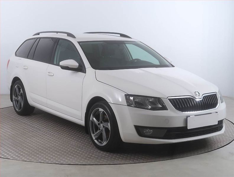 Škoda Octavia (2015) Ambition Plus 1.6 TDI 4x4 - fotografie inzerátu