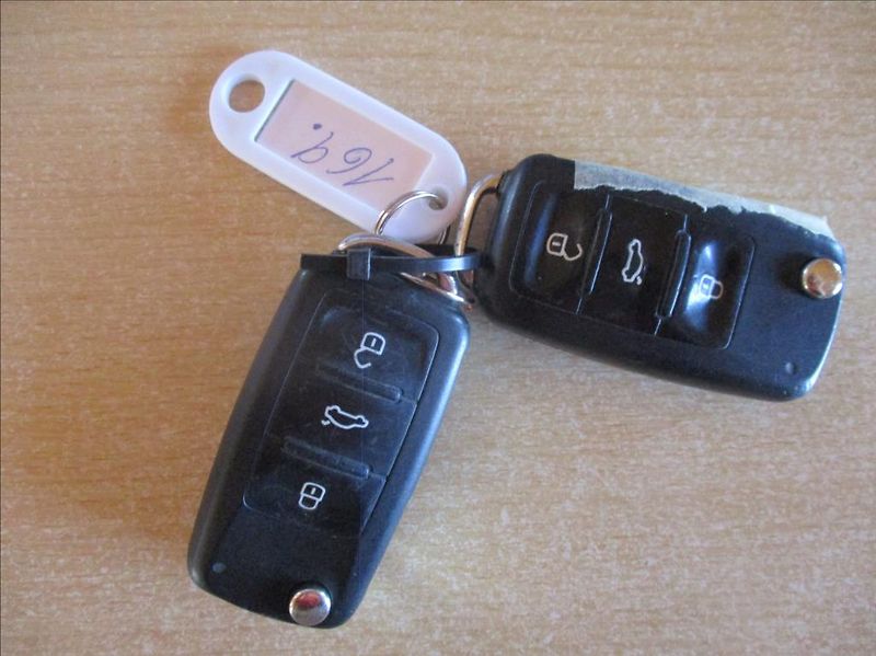 Volkswagen Polo 1,2 TSi, klima, serv. kniha, - fotka 29 z 37