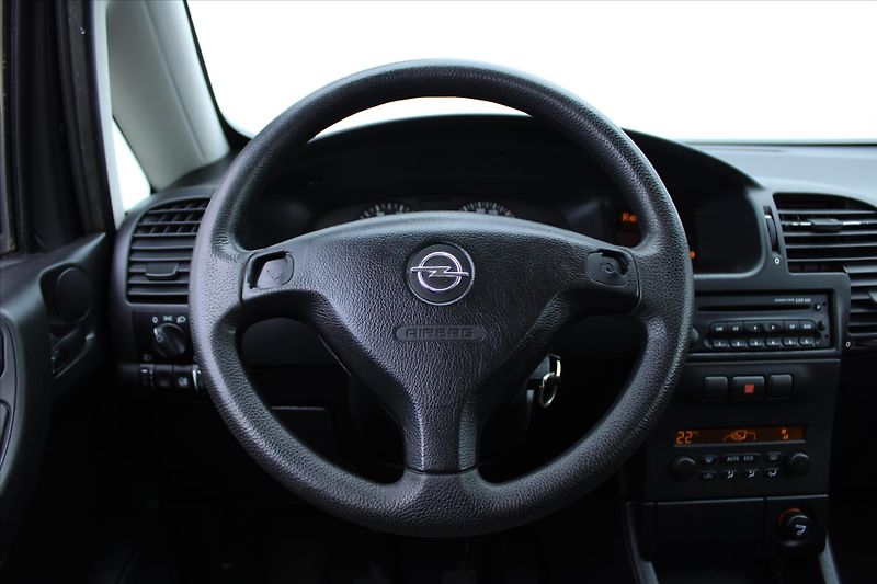 Opel Zafira 1.6i 74kW 7-MÍST TAŽNÉ ZAŘ. - fotka 15 z 19
