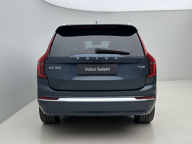 Volvo XC90 T8 AWD RECHARGE ULTRA BRIGHT - fotka 12 z 51