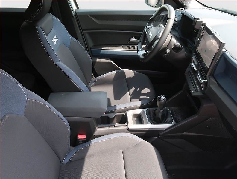 Dacia Duster (2024) 1.2 TCe - fotka 9 z 16
