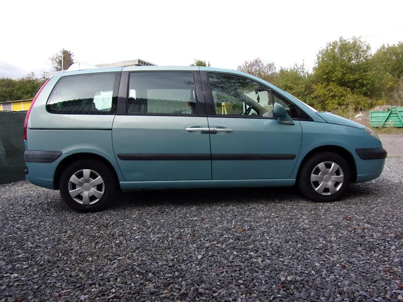 Citroën C8 (2003) 2.2HDi 94kW 278000KM 7MÍST - fotka 4 z 24
