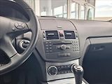 Mercedes-Benz Třídy C 2,2 CDI AVANTGARDE MAN TOPSTAV - náhled 23