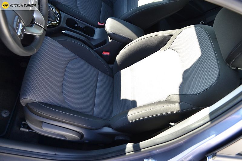 Hyundai i30 WG 1.5T-GDI 103KW DCT FAMILY N - fotka 22 z 47