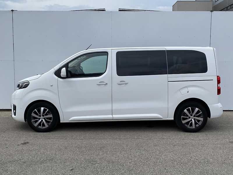 Toyota ProAce 2.0 D 130 kW AT Family - fotka 4 z 27