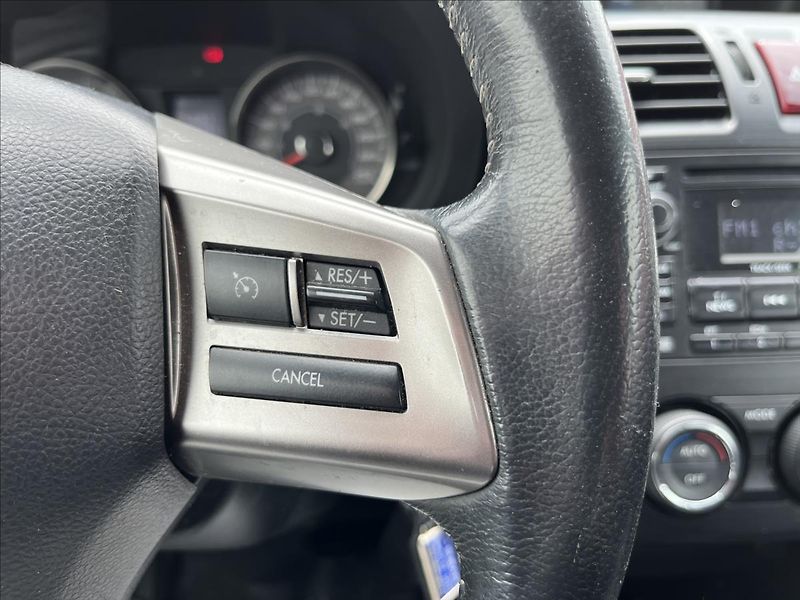 Subaru Forester 2,0 D-L 108KW 4x4 TZ ČR SERVIS - fotka 23 z 41