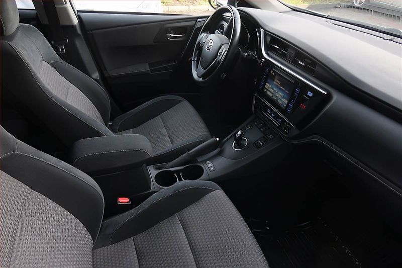 Toyota Auris (2018) Base Hybrid, Automat - fotka 9 z 18