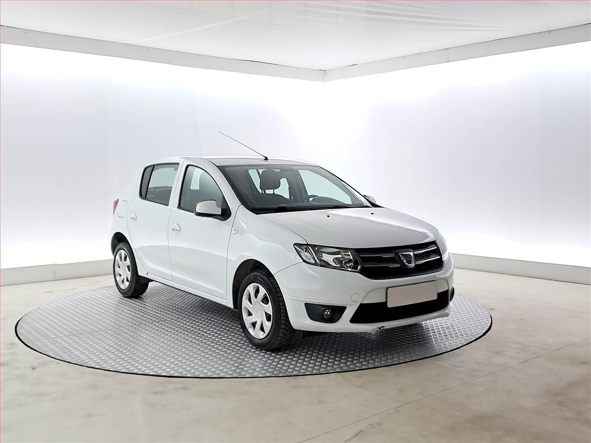 Dacia Sandero 1.2 16V, ČR,1.maj