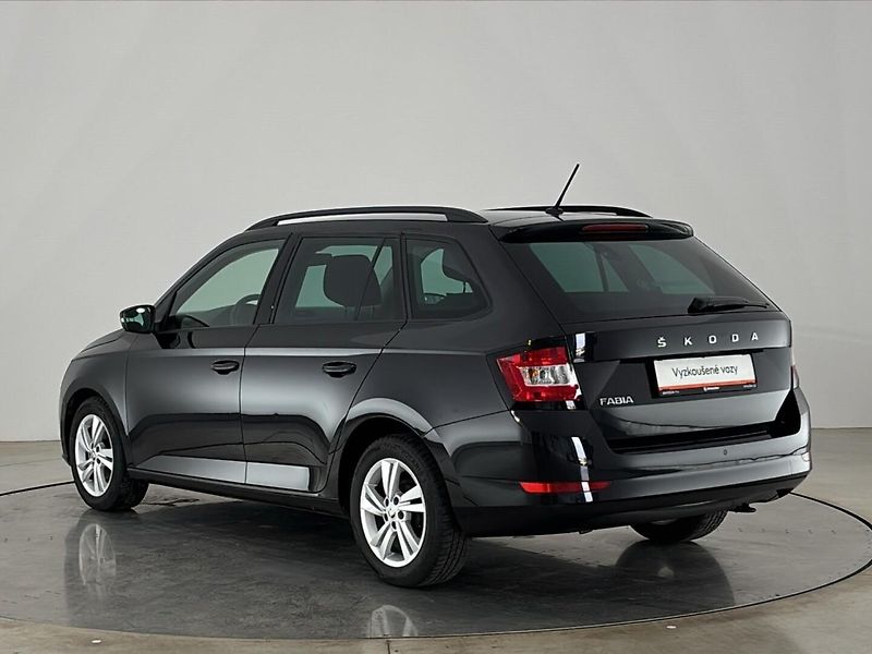 Škoda Fabia Ambition - fotka 15 z 29