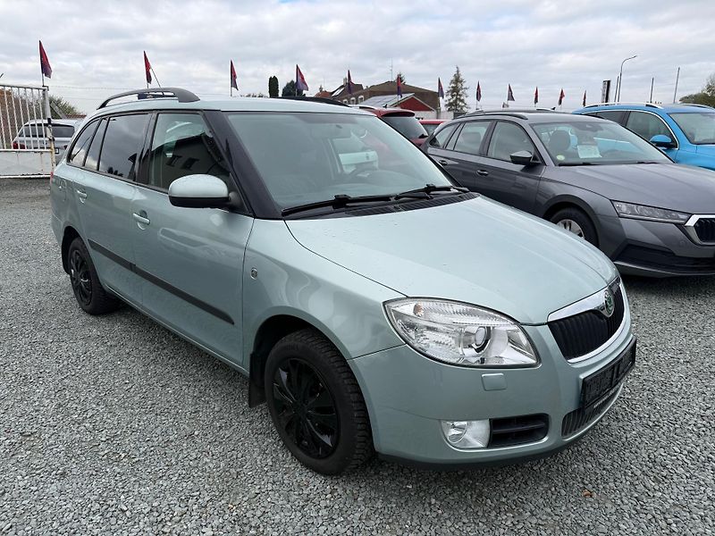 Škoda Fabia 1.6 16V AMBITION - fotka 1 z 13