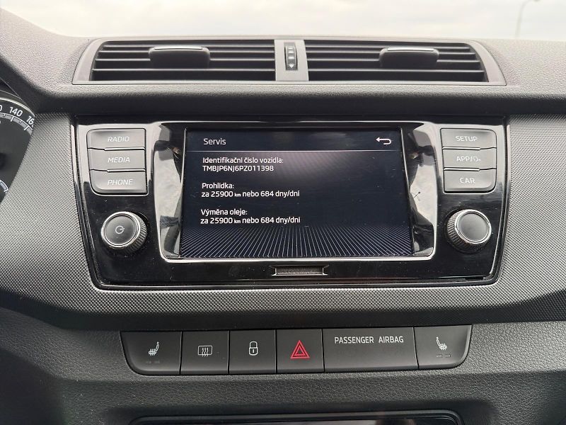 Škoda Fabia (2023) AMBITION 1.0TSI 70kW CZ DPH - fotka 10 z 11