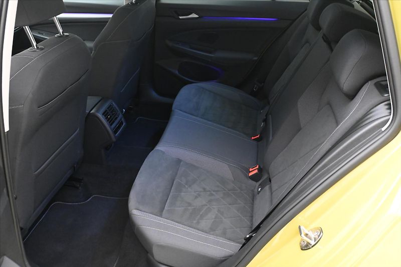 Volkswagen Golf 2,0 TDI 110 kW Life Záruka až - fotka 14 z 32