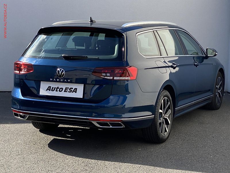 Volkswagen Passat (2022) 2.0 TDi, Business,  DSG - fotka 4 z 18