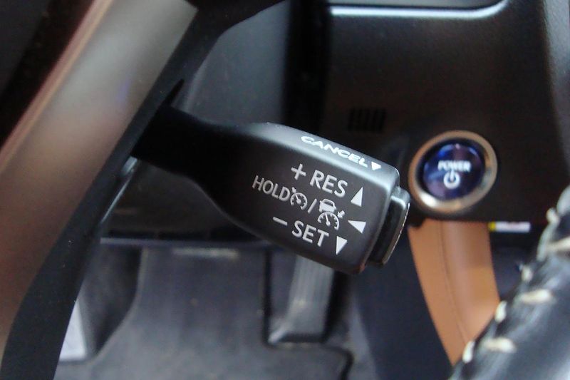 Lexus RX 450h (2021) ČR,1.Maj.S.kn.Najeto 62 tis.! - fotka 93 z 110