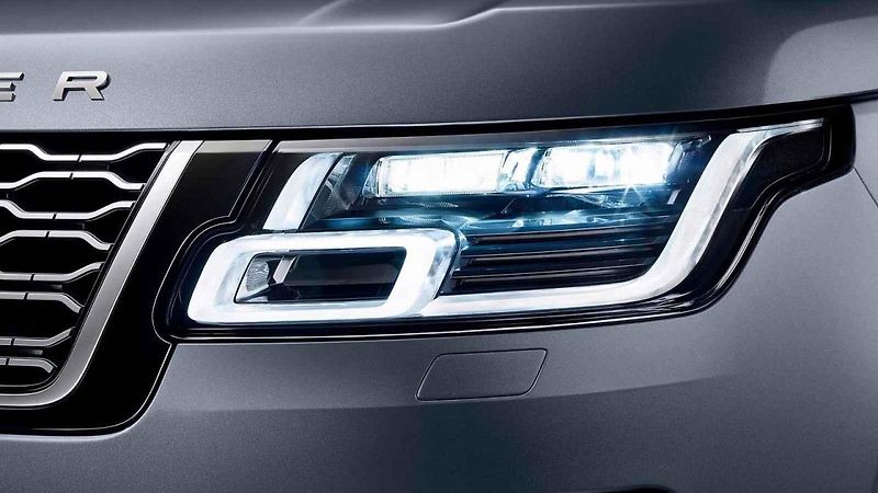 Range Rover.