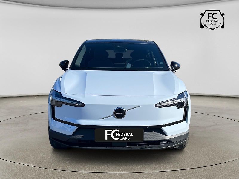 Volvo EX30 AWD PLUS Twin // REZERVACE - fotka 9 z 39