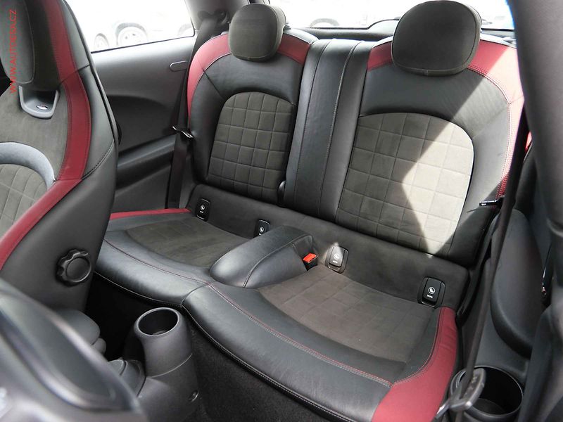 Mini JCW (2015) 2.0 T, ČR, AT, LED, kamera - fotka 10 z 29