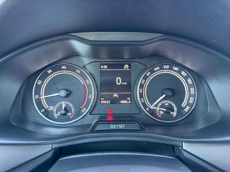 Škoda Kamiq (2022) 1.5 TSI 110kW Style - fotka 15 z 35
