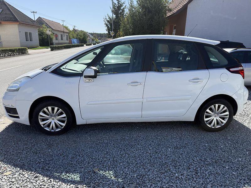 Citroën C4 Picasso 1.6i 88 KW - fotka 2 z 12