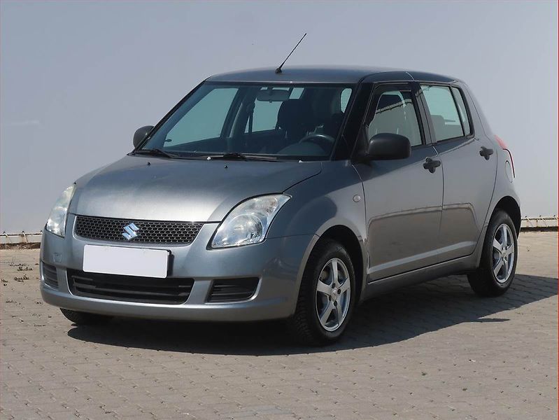 Suzuki Swift (2010) 1.3 - fotka 2 z 15