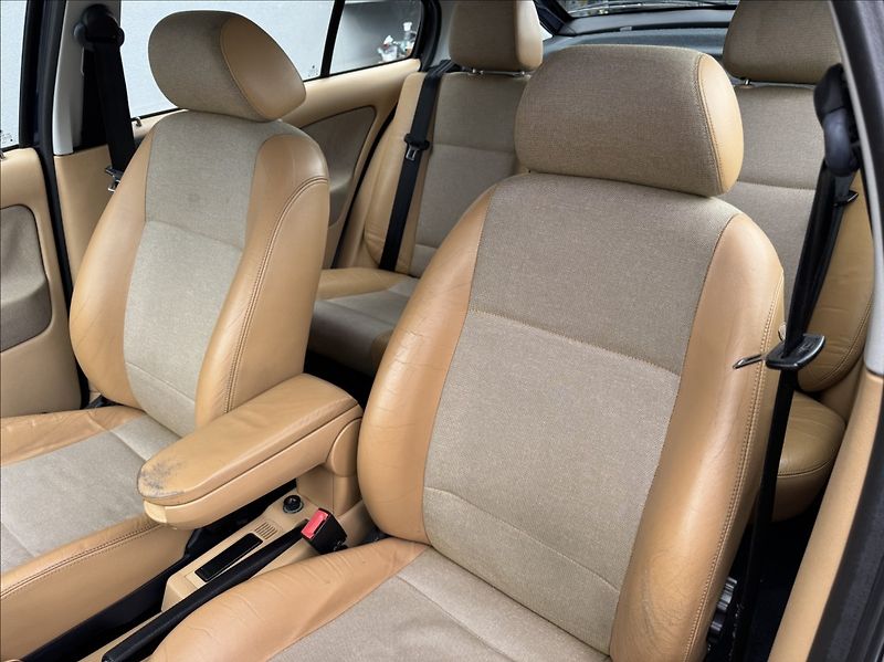 Škoda Octavia 1,9 TDI 81kW ELEGANCE původ ČR - fotka 20 z 48