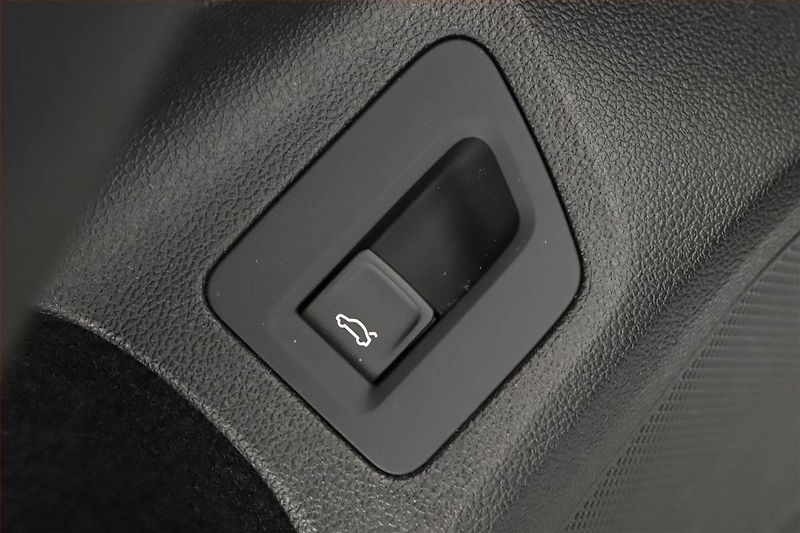 Volkswagen Arteon (2023) 2.0 TDI - fotka 10 z 20