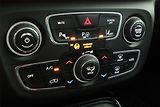 Jeep Compass (2019) 1.4 MultiAir, 4X4, Automat - náhled 14