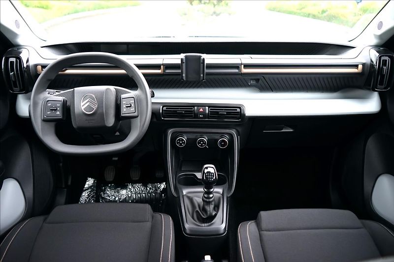 Citroën C3 Aircross (2026) 1,2 Turbo 100k Manual YOU - fotka 13 z 19