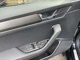 Škoda Superb 2,0 TDI 110 Style DSG - náhled 11