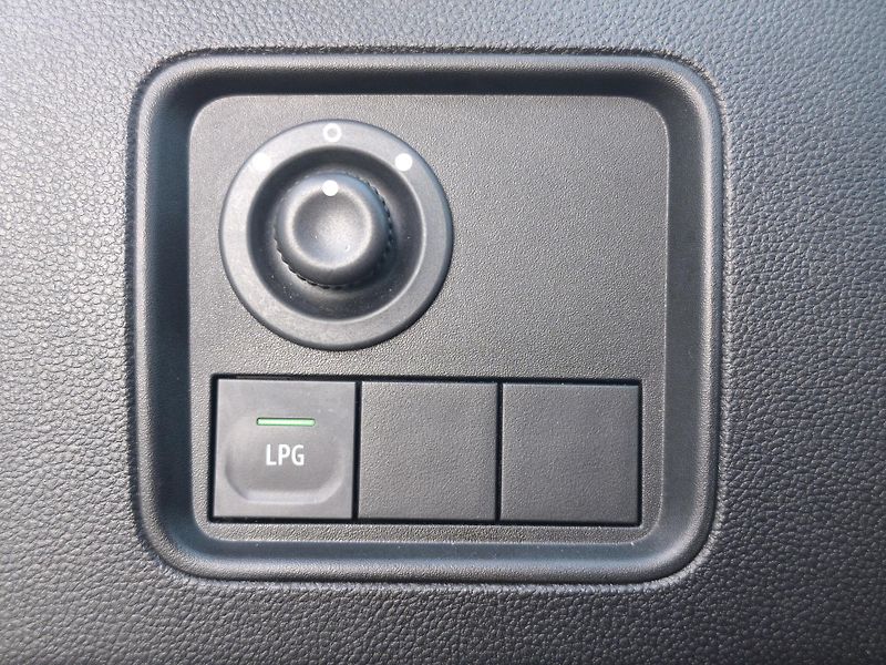 Dacia Duster 2022 ČR 1.0 ECO-G 27966km - fotka 15 z 29